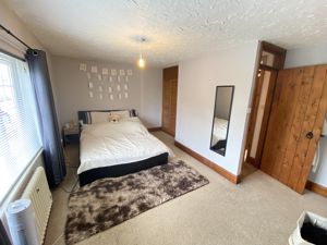 Photo 25- click for photo gallery